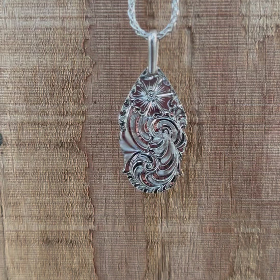 short video showing both front and back of pendant